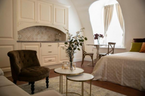 Heart of OLD TOWN - St. Ann apartment, Vilnius